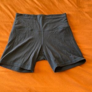 Lululemon 6inch align shorts